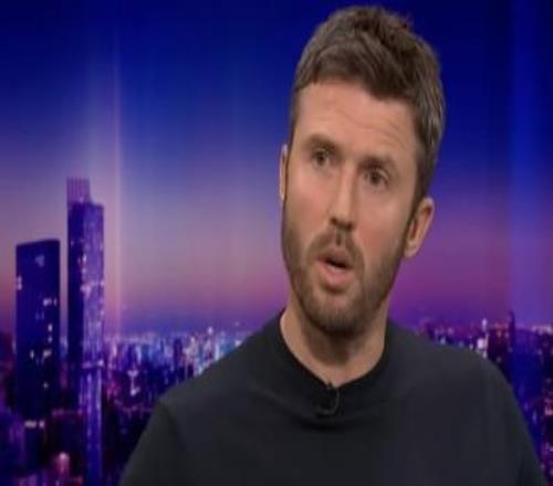 卡里克：曼联让前锋回撤支援B费和卡塞米罗，这让中场获得支持