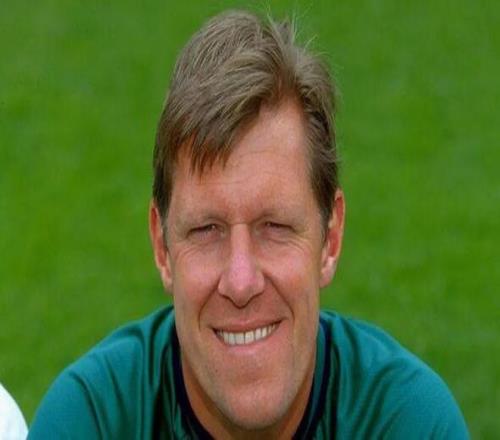 维拉名宿斯宾克如今经营快递公司：这真是一份很棒的工作