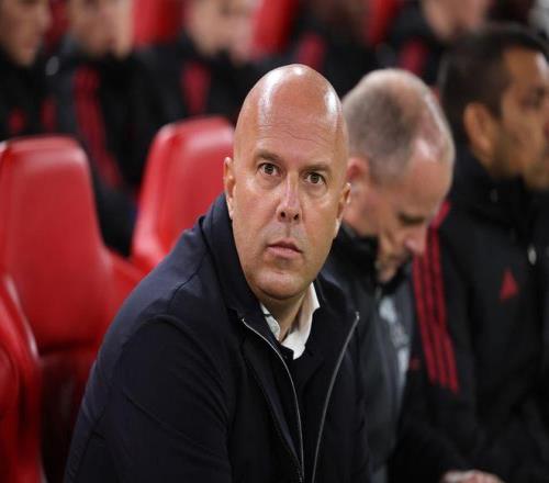 镜报：上赛季夺冠积累十足信任，利物浦暂无意更换斯洛特