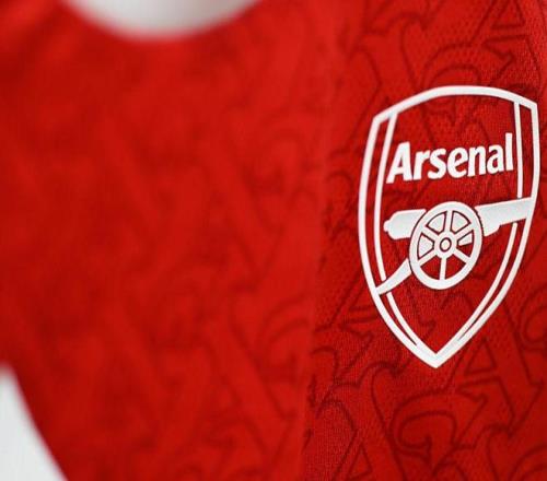 阿森纳这个赛季英超夺冠是必然但你需看强大的曼联给不给你机会