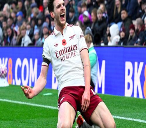 20神锋头槌破门连续6场零封13.1亿豪门9连胜强势领跑一骑绝尘