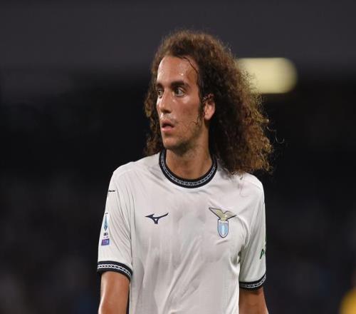 罗马德比赛后不满裁判染红！官方：拉齐奥中场贡多齐被禁赛两场