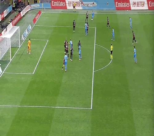 埃斯图皮尼安：这是苦涩又甜蜜的夜晚，我为米兰感到自豪