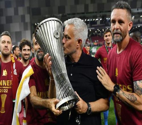 欧联罗马VS里尔：重返意甲顶级，罗马走在正确的道路上