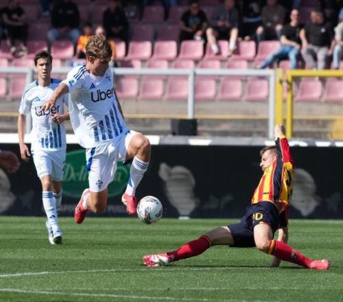 真能成吗米体：科莫想取消皇马对帕斯的回购、分成和匹配报价权