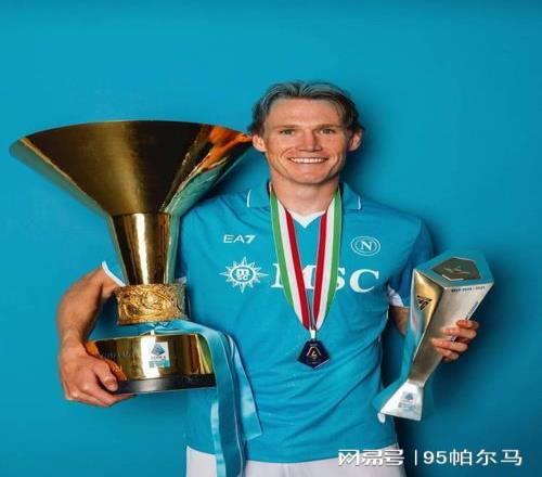 从英超替补席到金球奖大名单，身价翻倍的麦克托米奈找到明主了