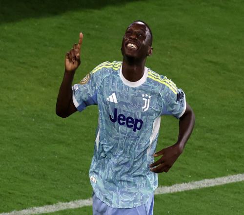 罗马诺:尤文与巴黎下周将就穆阿尼的转会进行新一轮谈判 罗马诺:尤文与巴黎下周将就穆阿尼的转会进行新一轮谈判