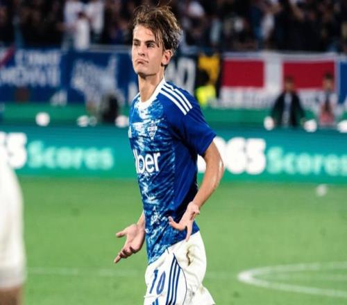 曝皇马2026回购帕兹！900万回归伯纳乌，拒热刺7000万报价