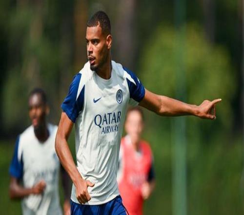 米体：国米新援迪乌夫首次训练征服众人，有望在意甲首轮亮相