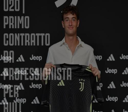 官方:尤文2008年门将拉斐尔胡利签首份职业合同,双方签约三年 官方:尤文2008年门将拉斐尔胡利签首份职业合同,双方签约三年