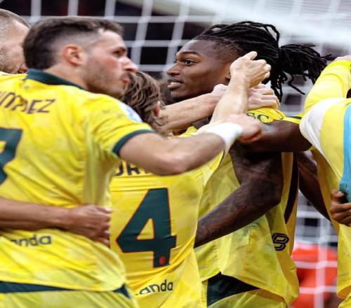 21！莱奥双响+准绝杀，打破进球荒，米兰完成逆转，力压国米登顶