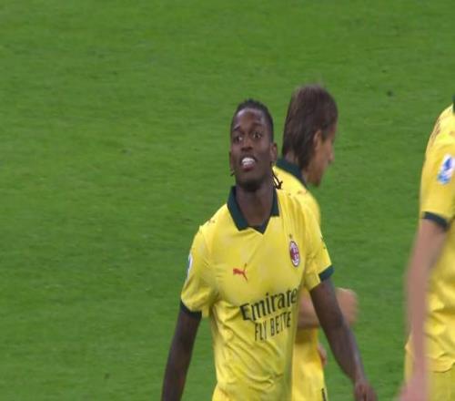 对阵紫百合破门，莱奥自去年5月以来首次在联赛主场进球