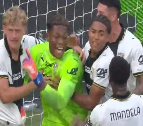 酸了！日本国门铃木彩艳意甲扑出点球：获全场最高的9.4分！