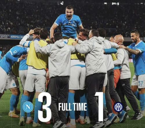 31！那不勒斯终结国米7连胜，孔蒂欧冠放水输26，意甲强势登顶