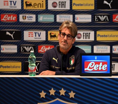 埃瓦尼:米兰在团队精神方面存在问题,如果请曼奇尼执教能够解决