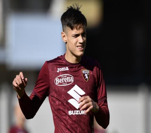 隆戈：米兰在尝试引进都灵中场里奇并完成希门尼斯的交易