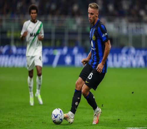 记者:罗马想用佩莱格里尼换弗拉泰西,国米愿意谈判但要加钱