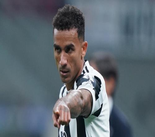 罗马诺:尤文刚刚通知达尼洛可以在冬窗离队,已决定出售他