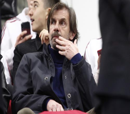 加利：米兰01后就像被逼到角落的拳击手，莱奥总是错过最后一脚