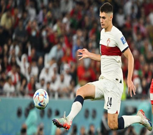 本菲卡主帅:想买安东尼奥-席尔瓦就带钱包,有实力就激活解约金