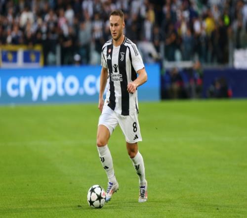 你怎么看尤文跟队：库普梅纳斯欧冠附加赛可能不会首发