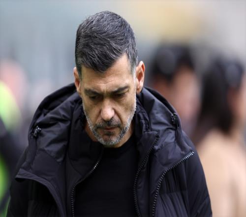 米体：米兰认为欧冠出局因迈尼昂&特奥孔塞桑获欧冠资格即可留任