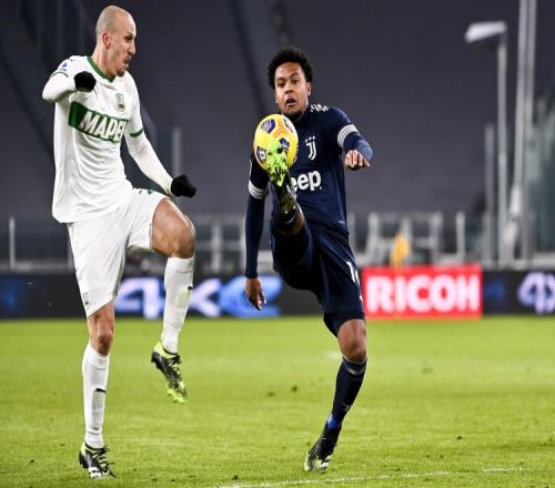 全市场:尤文与麦肯尼基本就续约年薪达成协议,只有年限还没谈好