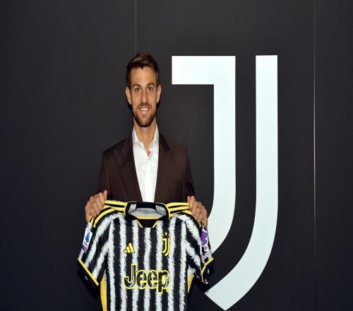 意媒:鲁加尼经纪人抵达都灵城,阿贾克斯要想签他需先出售梅迪奇