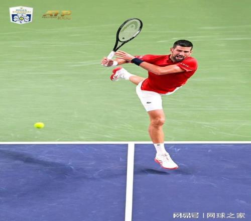 慢热到觉醒，德约苦战晋级，赛后称自己感觉在主场，中文感谢球迷