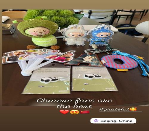 奥斯塔彭科晒参加中网收到球迷礼物：中国球迷是最棒的！