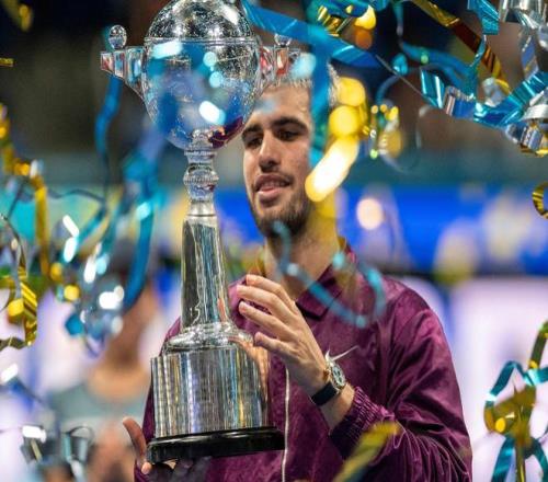 阿尔卡拉斯夺ATP500东京站冠军，皇马官方祝贺