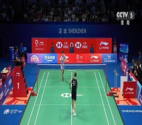 翁泓阳获得中国羽毛球大师赛男单冠军