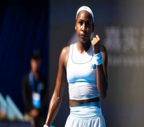 卫冕冠军高芙21逆转本西奇，连续三年闯入中网女单八强