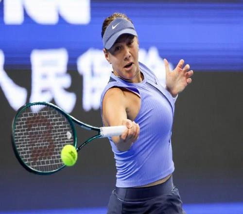 阿尼西莫娃21击败保利尼，跻身中网女单四强