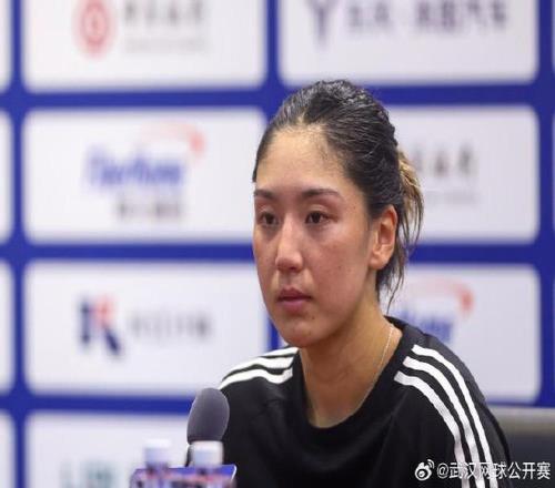 王欣瑜：中国赛季带来的心理挑战远超想象，伤病不是放弃理由