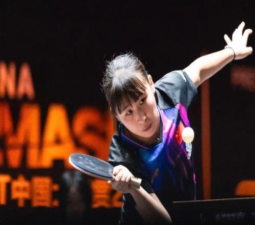 恭喜！中国女乒又一18岁新星崛起：孙颖莎陪练蜕变，削球新传人