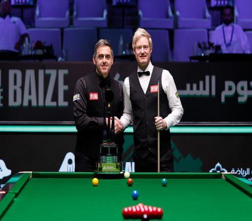 斯诺克沙特大师赛：罗伯逊72险遭逆转，109绝杀奥沙利文