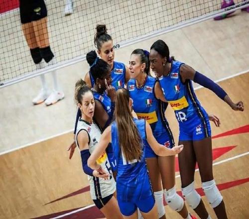 女排世锦赛：意大利32战胜土耳其，豪取36连胜的同时夺冠