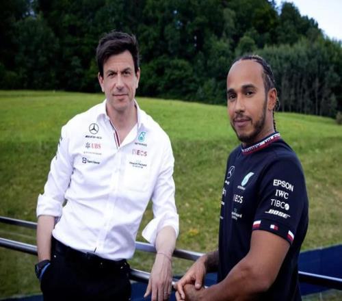 托托沃尔夫：汉密尔顿是GOAT，无论如何这一点都不会改变
