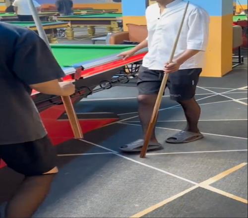 为什么打台球一定要穿黑丝