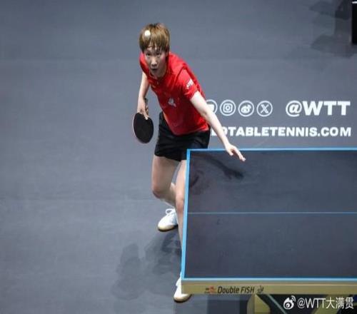 王曼昱42战胜桥本帆乃香，国乒包揽欧洲大满贯女单四强