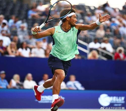 网球ATP温斯顿塞勒姆站：布云朝克特未能逆转，12止步八强