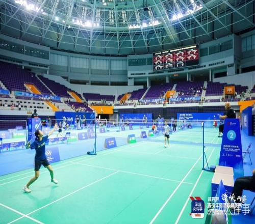 海峡两岸青少年羽毛球精英赛宝安体育馆举行林丹助阵