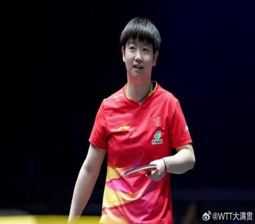 孙颖莎42战胜王曼昱，夺得欧洲大满贯女单冠军