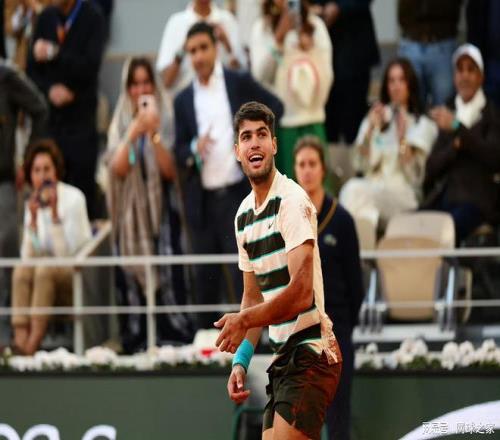 阿卡：人们乐于炒作我与辛纳的对立，但我们是朋友，无需复制别人