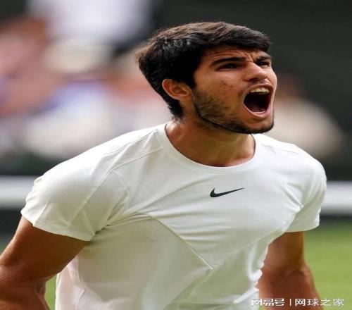 网坛乔丹！阿卡被赞运动标志性人物，小威教练：他如同生活的缩影