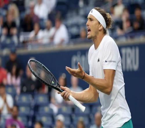 兹维列夫错失赛点12遭卡恰诺夫逆转，无缘多伦多站决赛