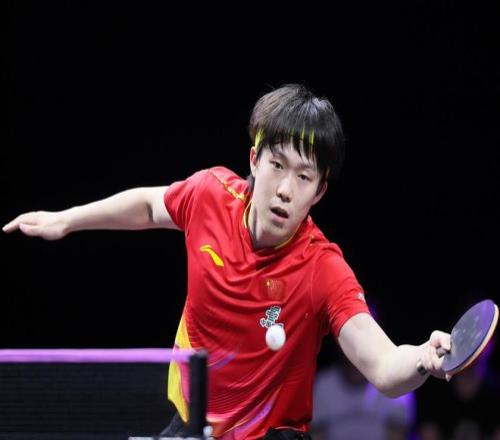 横滨赛不敌张本智和屈居亚军，国乒不能只靠王楚钦独挑大梁