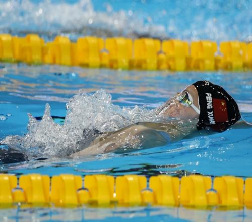 彭旭玮获得游泳世锦赛女子200米仰泳第四，柳雅欣第六