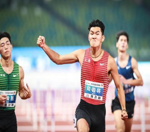 现场下一个刘翔陈圆将：脚踏实地，厚积薄发